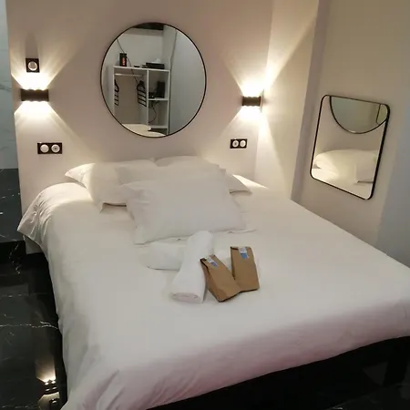 Le 68 - Hyper Centre - Sleep In Appartement